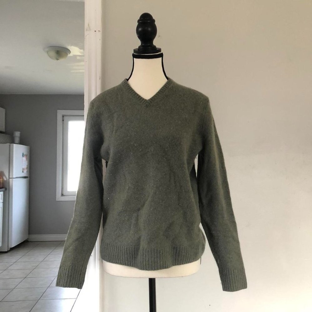 Black Brown vintage wool sweater
